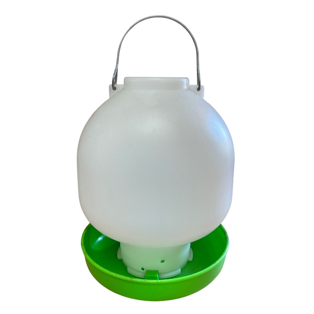 DRINKER PLASTIC 4LT (BALL) #114-Ranges Country