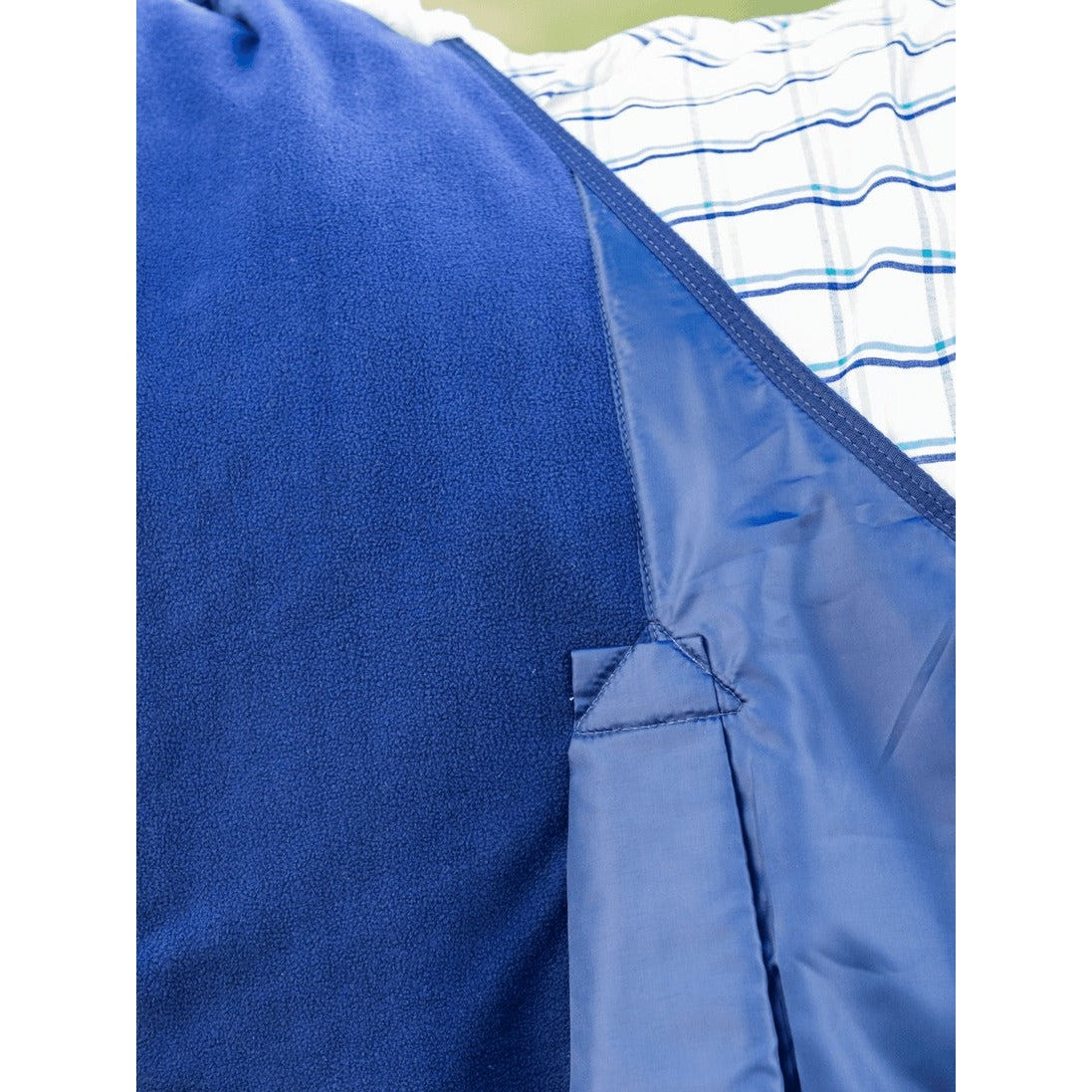 EARLWOOD DUAL SEASON FLEECE LINED RUG