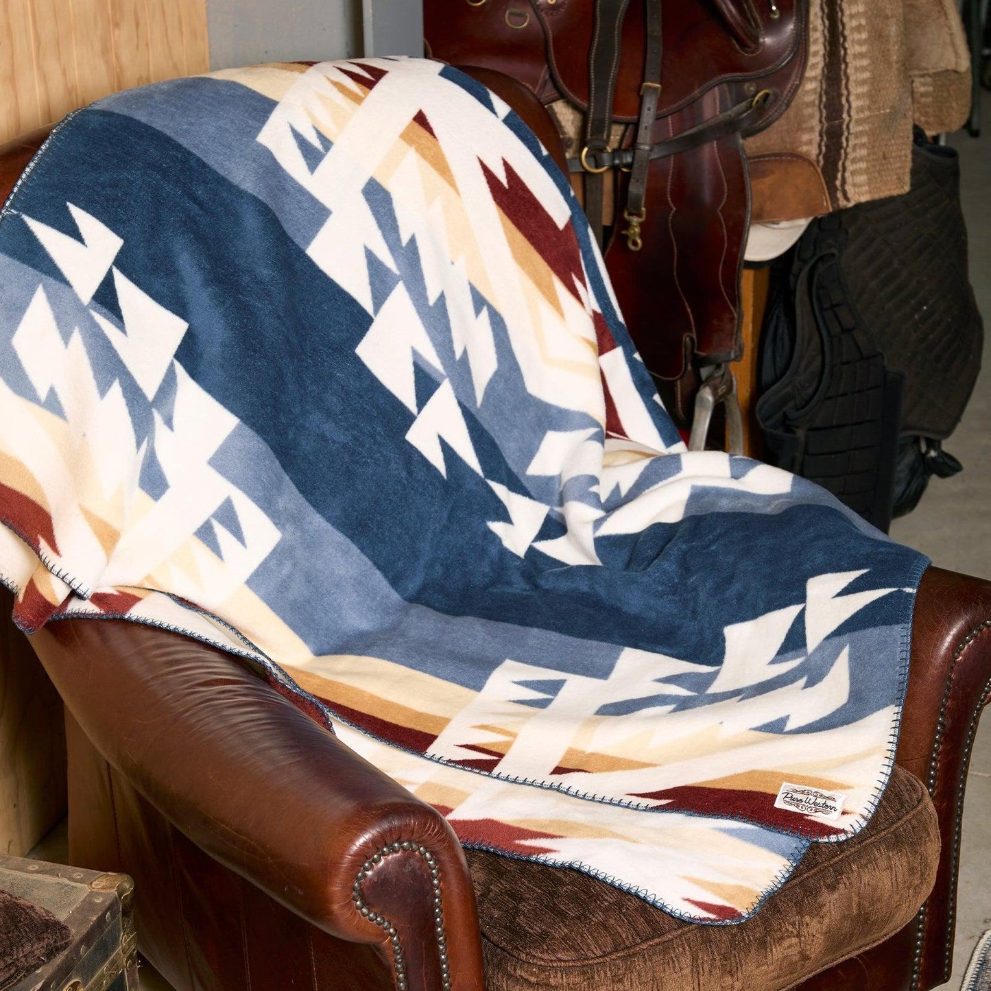 PURE WESTERN KAYCE BLANKET-Ranges Country