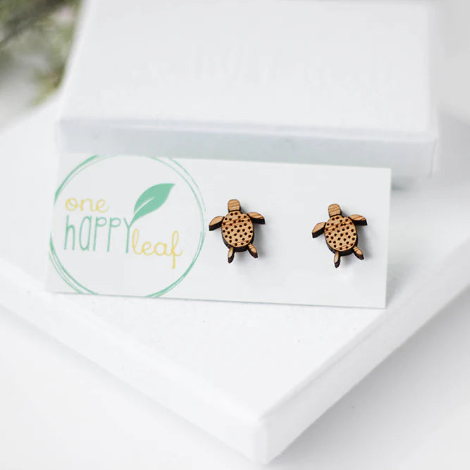 ONE HAPPY LEAF TURTLE EARRINGS