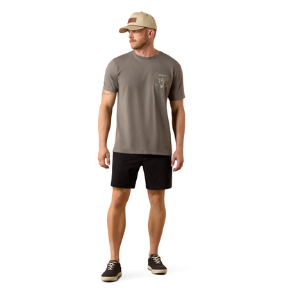 ARIAT MENS DESERT BADGE TRADITION TEE