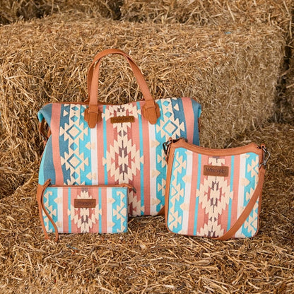 WRANGLER CILIA AZTEC CROSSBODY BAG