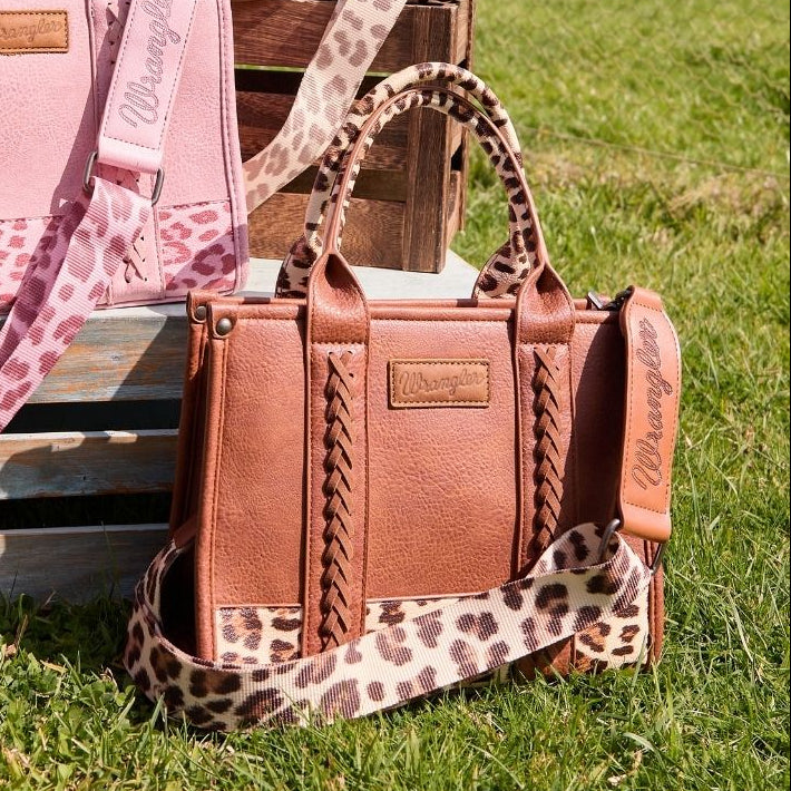 WRANGLER LEOPARD PRINT CROSSBODY BAG