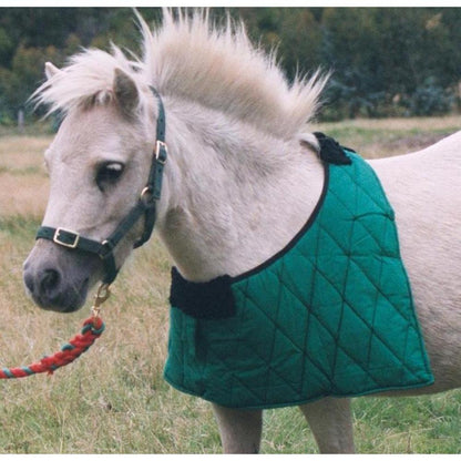 QUILTED RUG BIB